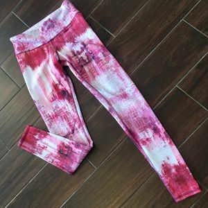 ALO YOGA Leggings.